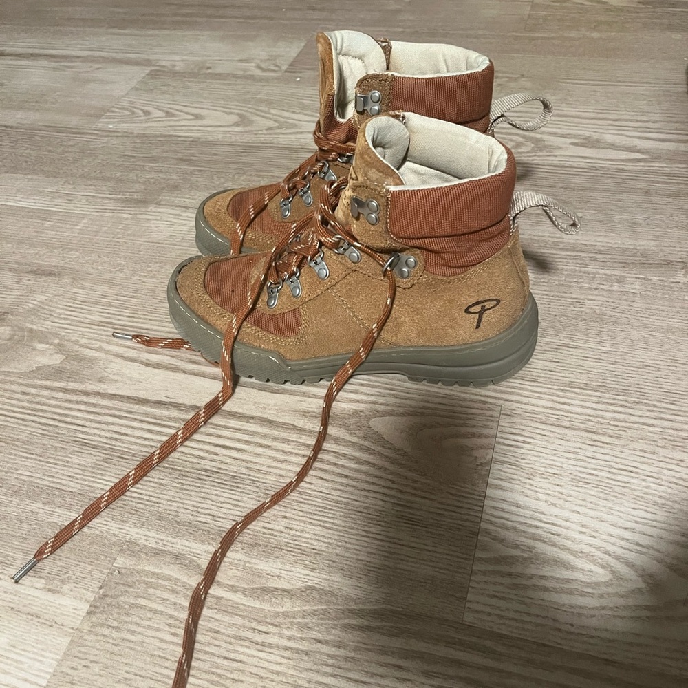 Erem Xerocole Suede Hiking Desert Boots